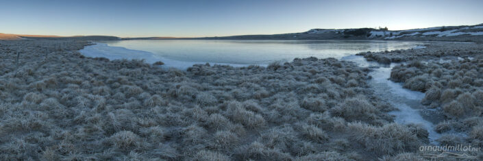 Matin gelé au lac de Saint Andéol