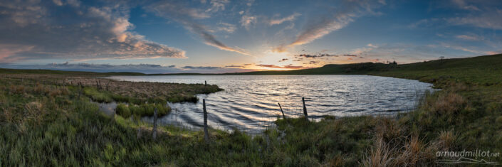 Matin calme au lac de Saint Andéol