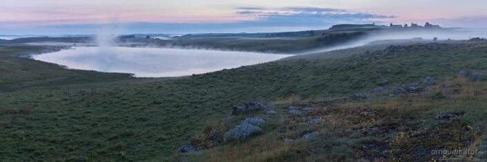 Lac de Saint Andéol et brumes