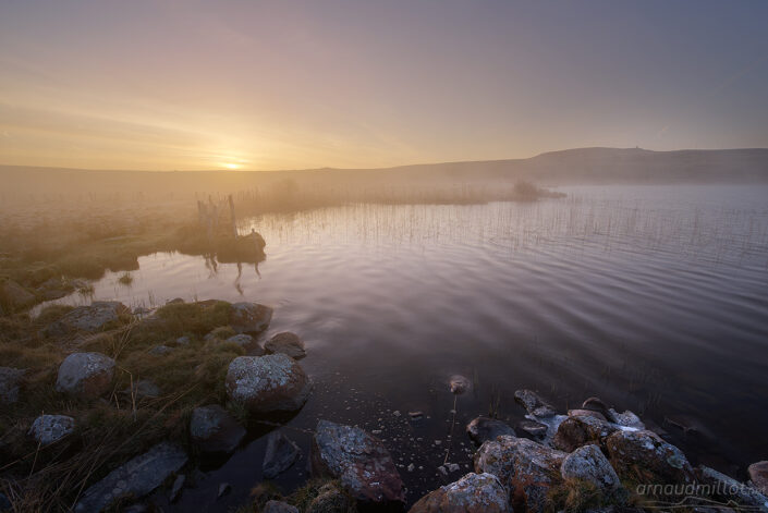 Rives de Saint Andéol au lever du soleil